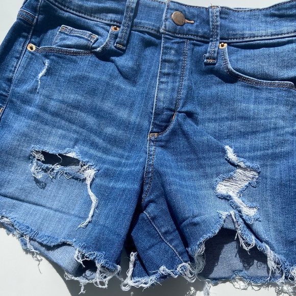 High Rise Midi Distressed Denim Shorts 2/26 - Picture 3 of 7